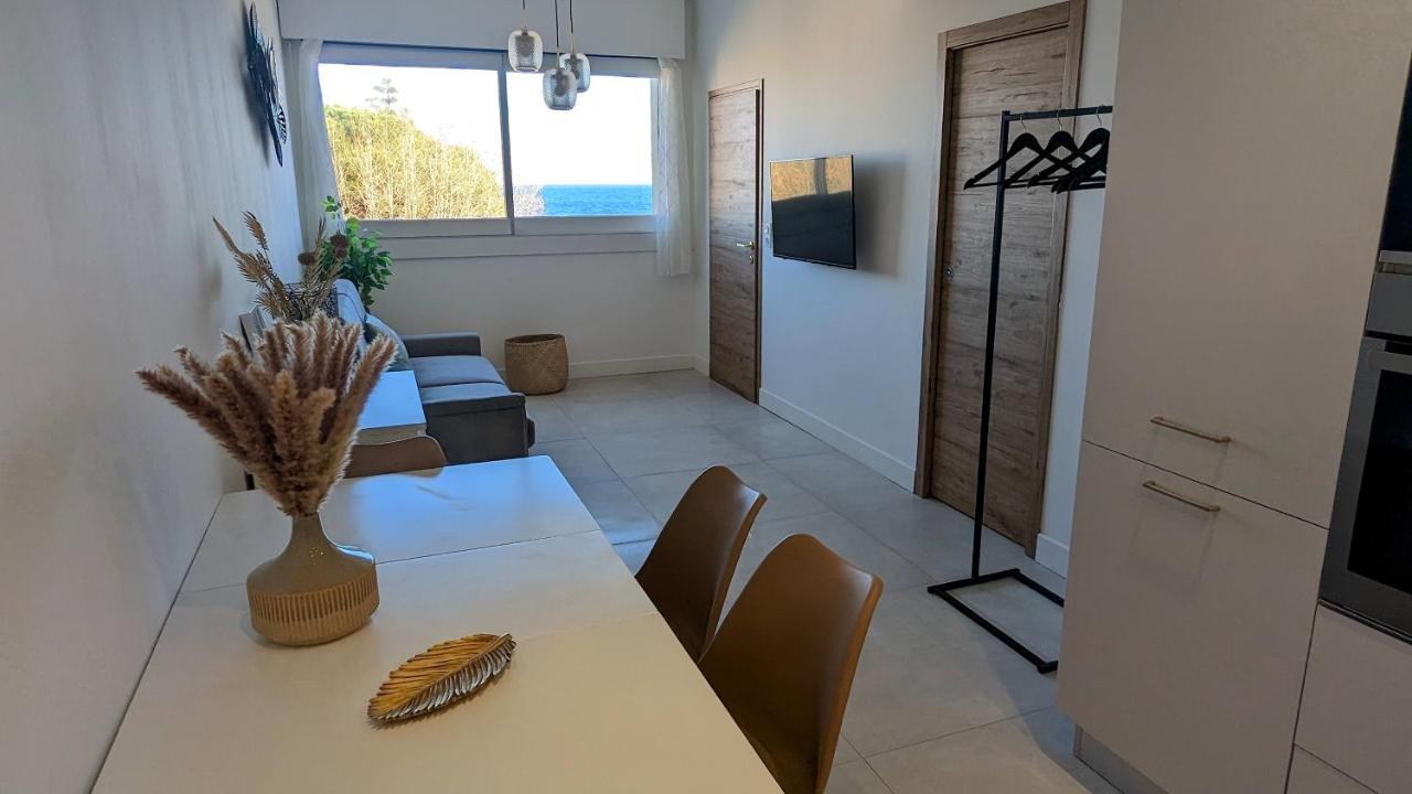 Superb Apartment With Sea View, 200M From Beach San-Martino-di-Lota Luaran gambar