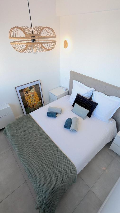 Superb Apartment With Sea View, 200M From Beach San-Martino-di-Lota Luaran gambar